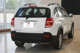Chevrolet Captiva  -  LS  / 2.4 L